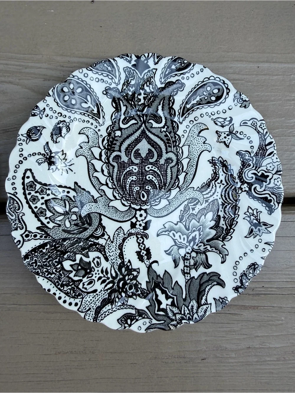 2 X Johnson Brothers Paisley Black and White Bread and Butter Plates